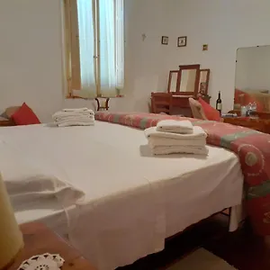 Giovanna 's House Palazzone
