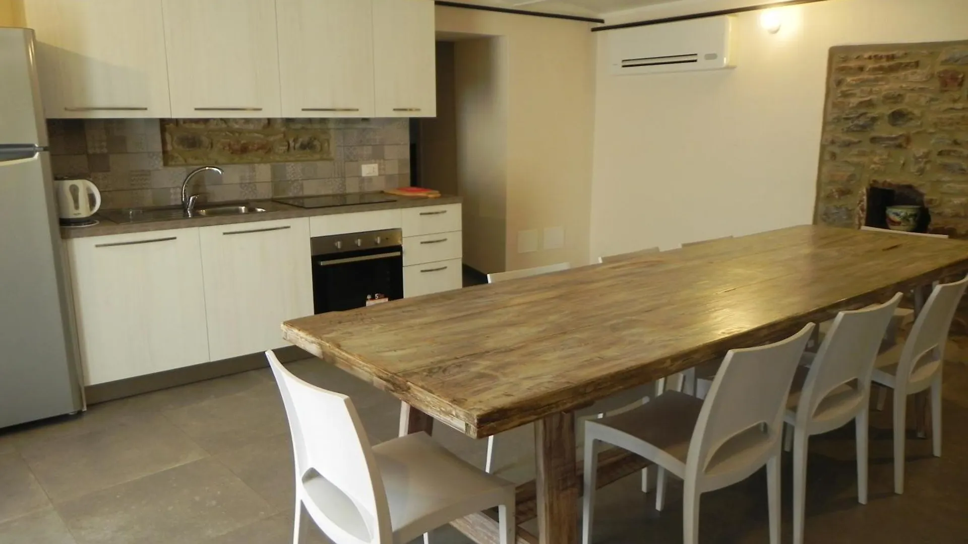 Affittacamere Borgo Degli Artisti Boutique Rooms Serricciolo