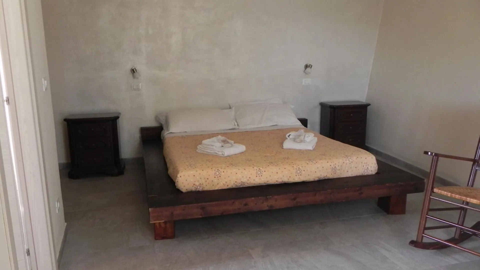 Aparthotel Affittacamere Borgo Degli Artisti Boutique Rooms Serricciolo